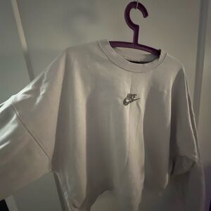 Nike Light Gray Crewneck Sweatshirt